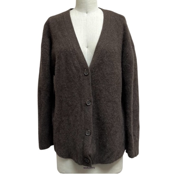 Quince Mongolian Oversized Cashmere Button Cardigan Size M - Picture 2 of 7